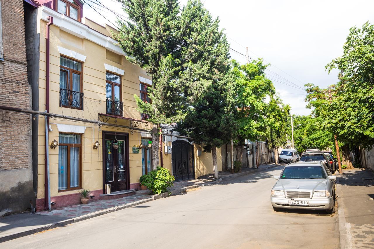 Hotel Garden House Tbilisi Bagian luar foto