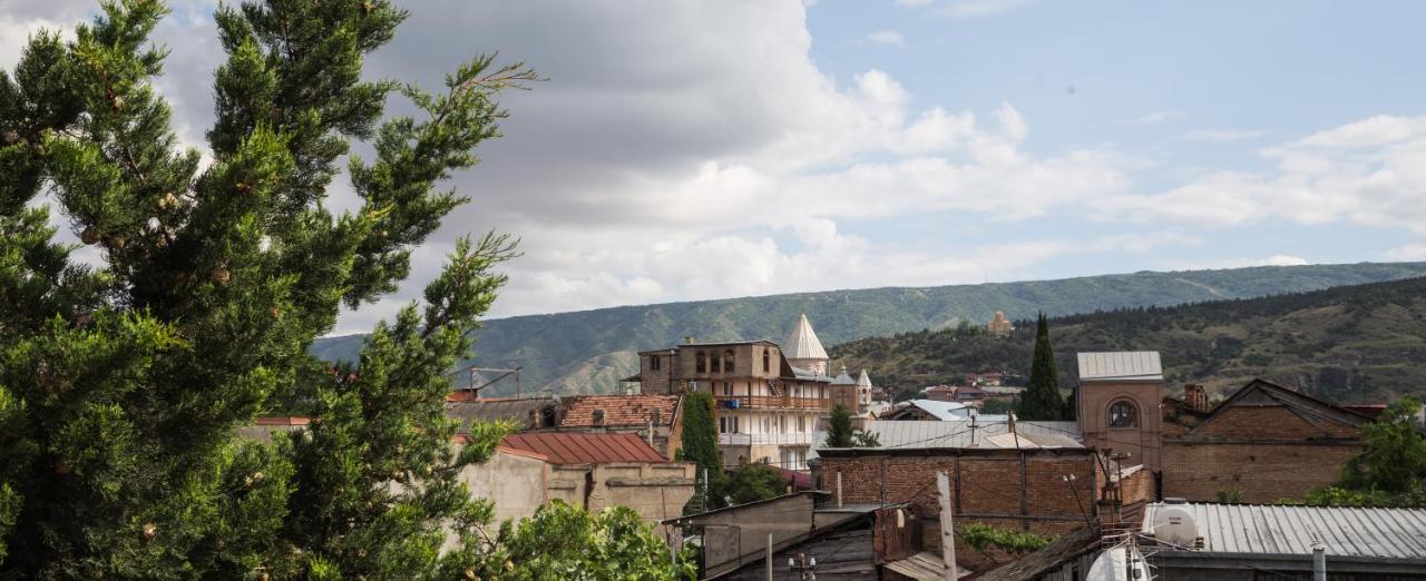 Hotel Garden House Tbilisi Bagian luar foto